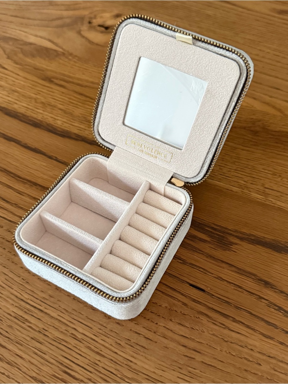 Benevolence Los Angeles Plush Velvet Travel Jewelry Box